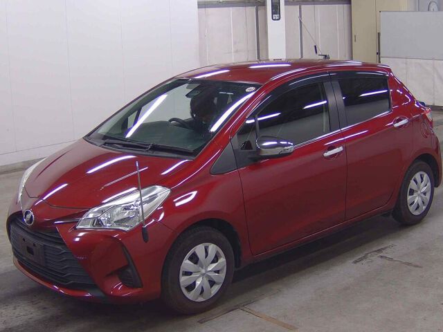 2017 Toyota Vitz ジュエラ auction photo 4