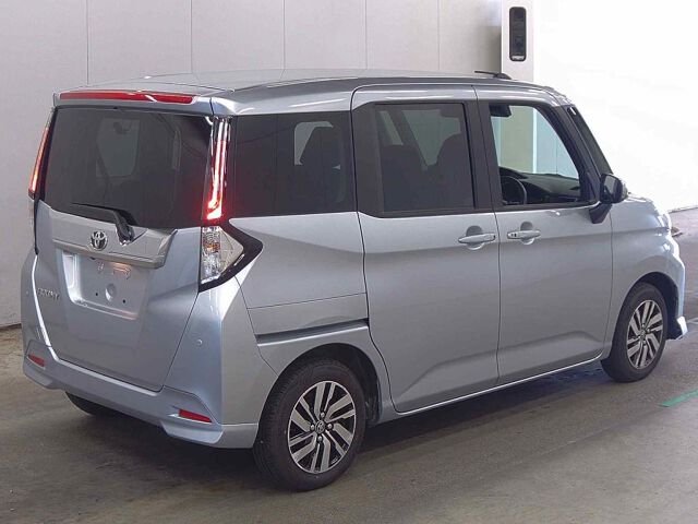2025 Toyota Roomy Custom G auction photo 5