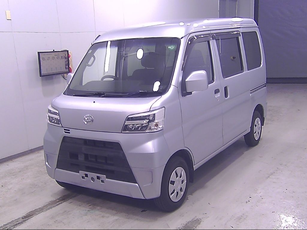 2020 Daihatsu ハイゼット カーゴ 4WD Cruise Turbo SAIII auction photo 4