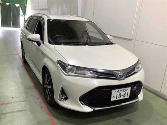 Japan Auction Vehicles 4 2018 Toyota Corolla Fielder Hybrid G WxB auction photo