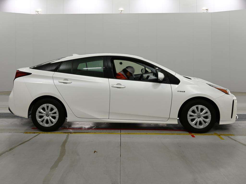2020 Toyota Prius S auction photo 3