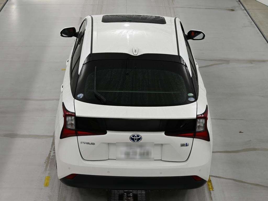 2020 Toyota Prius S auction photo 8