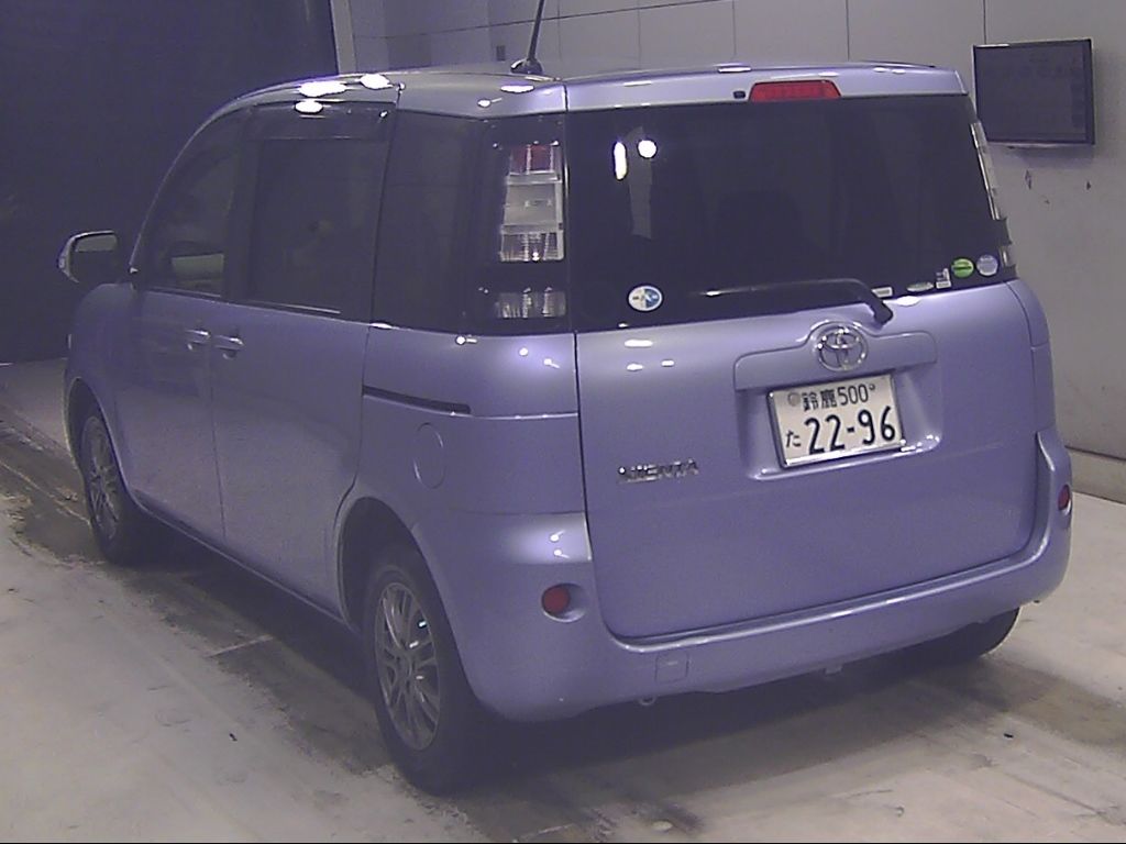 2013 Toyota Sienta X L Package auction photo 5