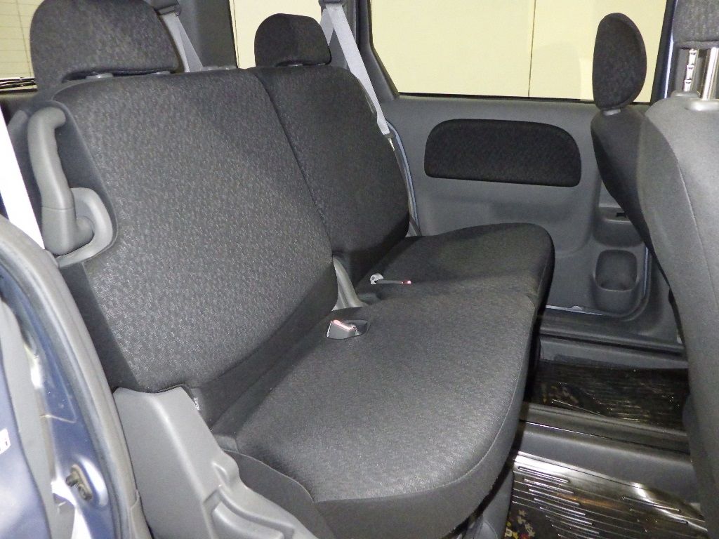 2013 Toyota Sienta X L Package auction photo 7