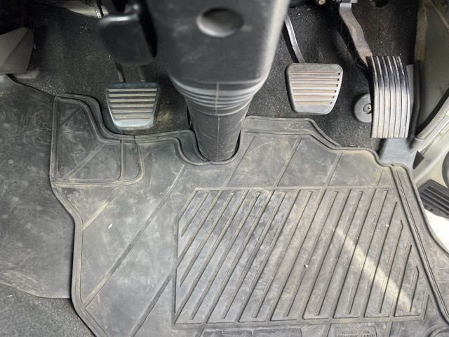 2019 Mitsubishi Fuso Canter Hira auction photo 4