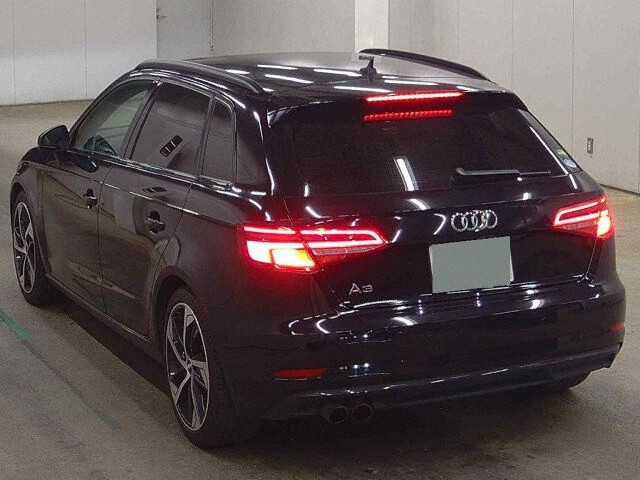 2019 Audi A3 ブラックスタイリング auction photo 2