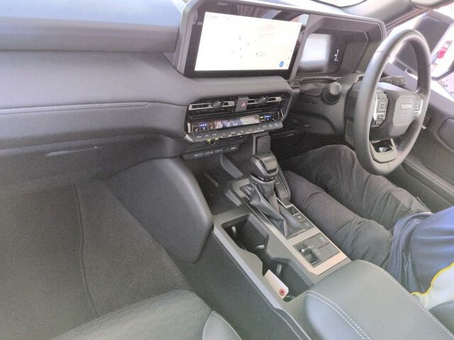 2024 Toyota Land Cruiser 250 VX 4WD auction photo 3