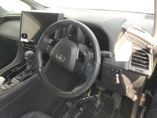 2023 Toyota Alphard Z auction photo 3