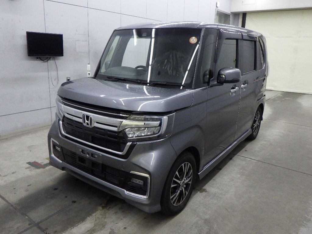 2021 Honda N-BOX カスタムL auction photo 4