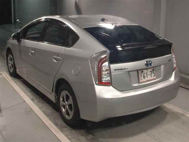 2015 Toyota Prius S auction photo 2