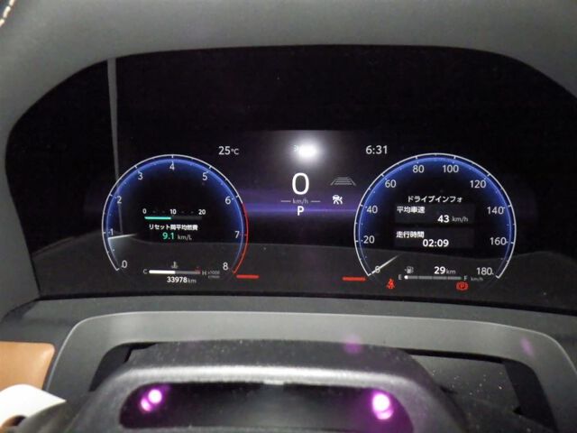 2025 Toyota Vellfire Z Premier 4WD auction photo 6