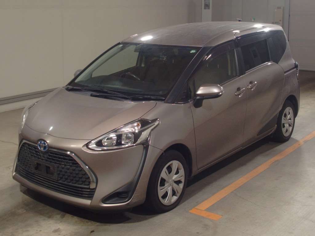 2021 Toyota Sienta Hybrid X Japan auction vehicle