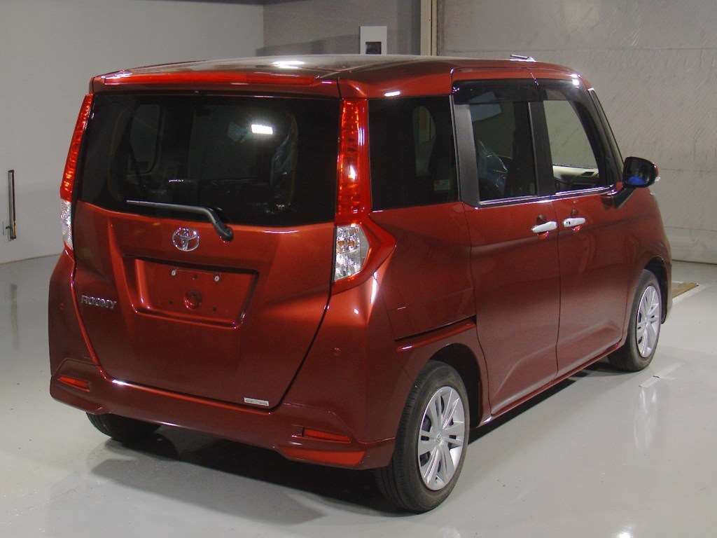 2022 Toyota Roomy G auction photo 2
