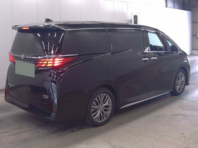 2025 Toyota Alphard Spacious Lounge 4WD auction photo 5