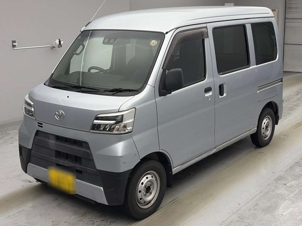 2021 Toyota Pixis Van Deluxe SA III Japan auction vehicle