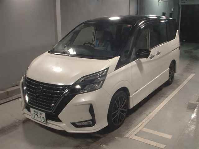 2019 Nissan Serena ハイウェイスターV auction photo 4