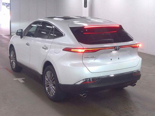 2023 Toyota Harrier Z auction photo 2