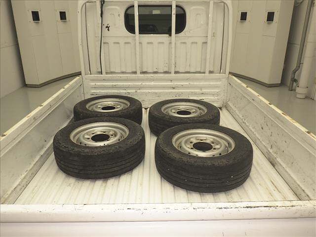 2015 Mitsubishi Fuso Canter 4WD Guts Double Cab auction photo 7
