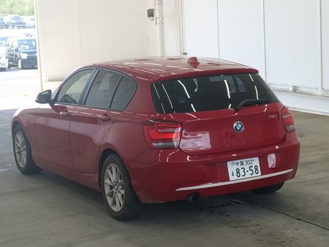 2012 BMW 1 Series 116I スタイル auction photo 2