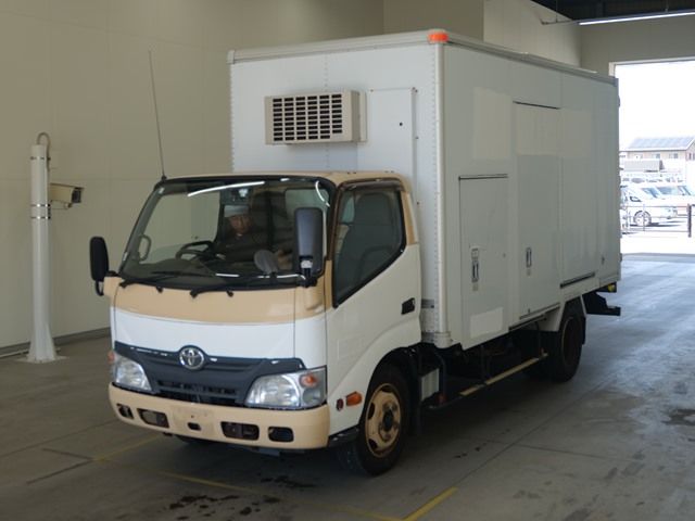 2012 Toyota Dyna レイトウ Japan auction vehicle