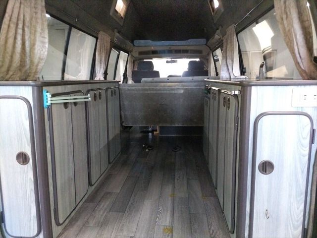 1996 Toyota Hiace キャンピング 4WD auction photo 6