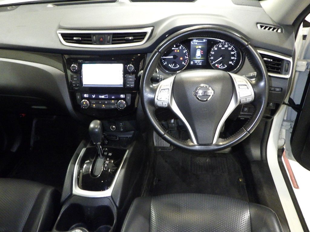 2016 Nissan X-Trail 4WD 20Xエマージェンシーブレーキパッケージ 5人 auction photo 3