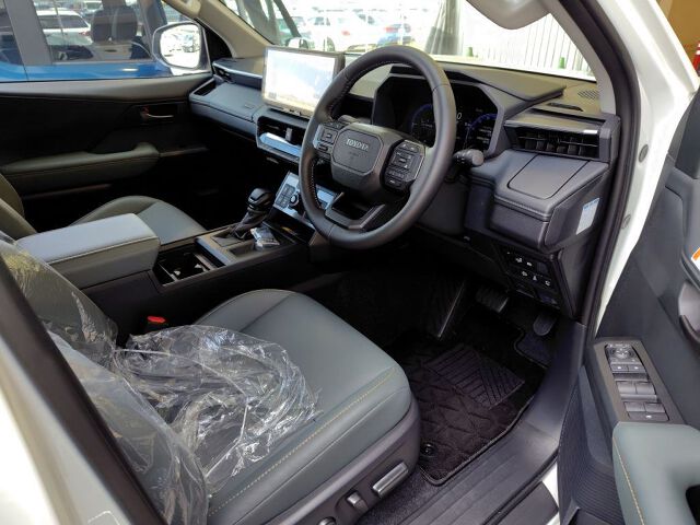 2026 Toyota Hilux Z Adventure 4WD auction photo 3