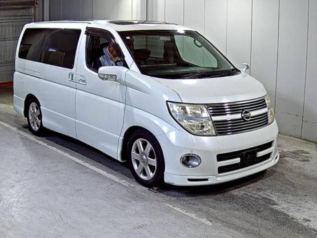 Japan Auction Vehicles 5 2009 Nissan Elgrand 250 Highway Star Black Leather Urban Selection auction photo