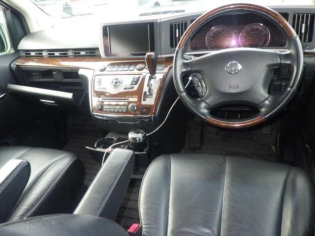 2009 Nissan Elgrand 250 Highway Star Black Leather Urban Selection auction photo 3