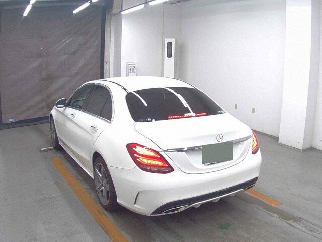 2017 Mercedes-Benz C-Class C200 Ava AMG Line auction photo 2