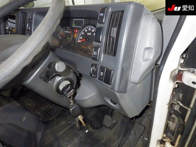 2017 Isuzu エルフ T Refrigerator 2t auction photo 5