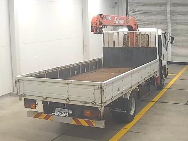 2015 Isuzu Forward With crane auction photo 2