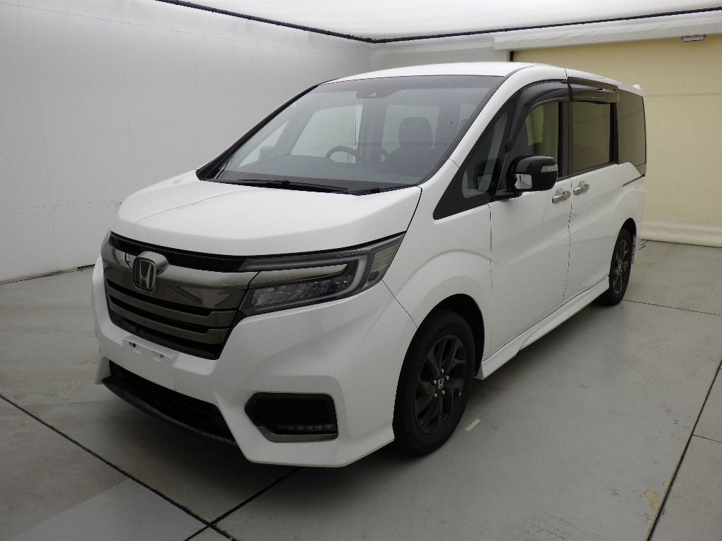 2021 Honda Stepwgn 4WDクールスピリットホンダセンシングブラックスタイル 7人 auction photo 4
