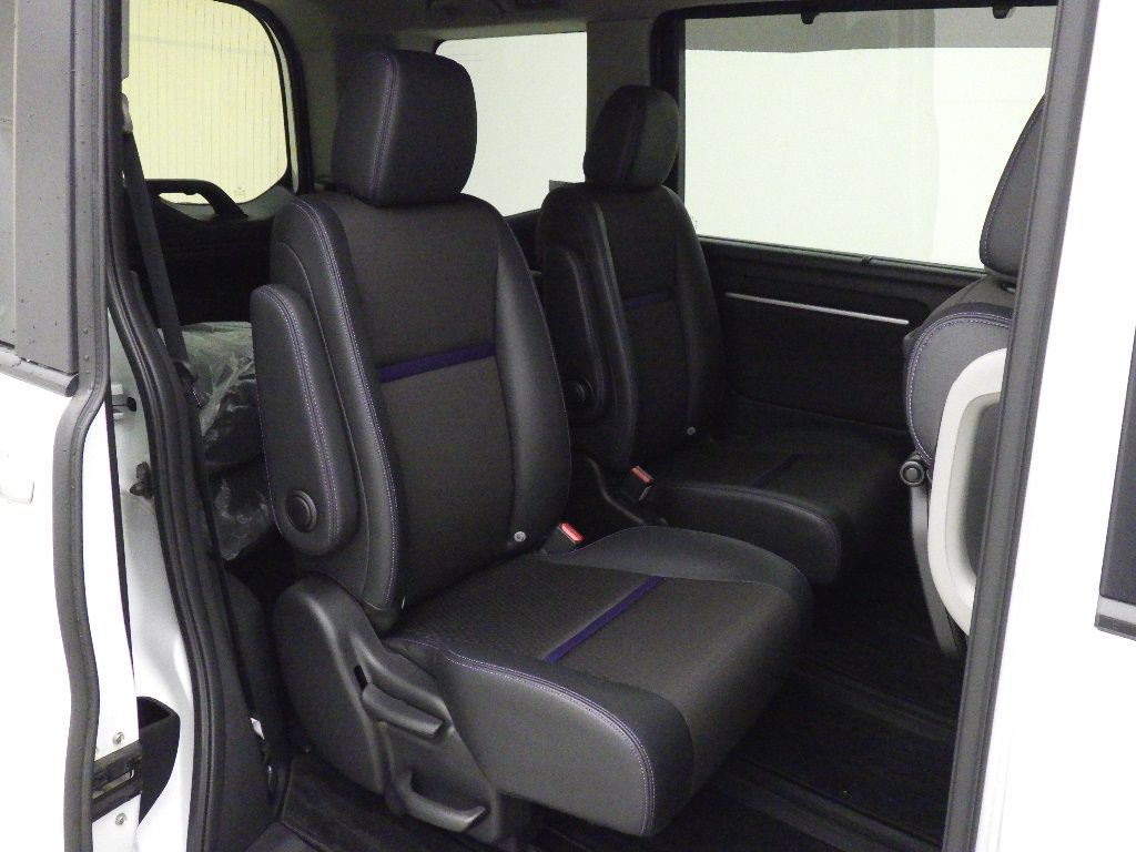2021 Honda Stepwgn 4WDクールスピリットホンダセンシングブラックスタイル 7人 auction photo 7