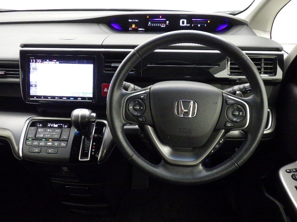 2021 Honda Stepwgn 4WDクールスピリットホンダセンシングブラックスタイル 7人 auction photo 3