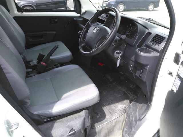 2021 Toyota タウンエース バン DX auction photo 3