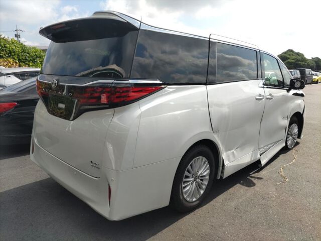 2025 Toyota Alphard X 4WD auction photo 5