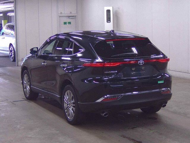 2023 Toyota Harrier Z Leather Package auction photo 2