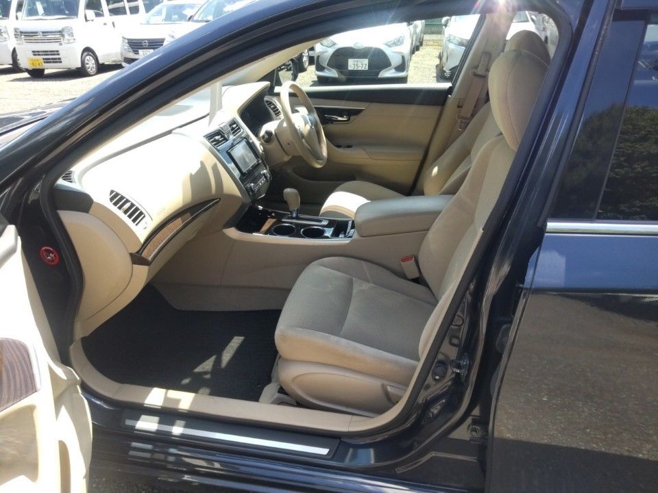 2017 Nissan Teana auction photo 16