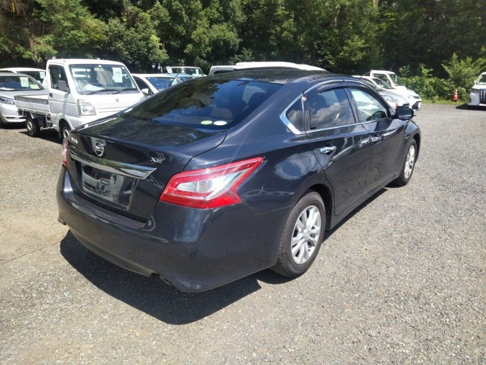 2017 Nissan Teana auction photo 2