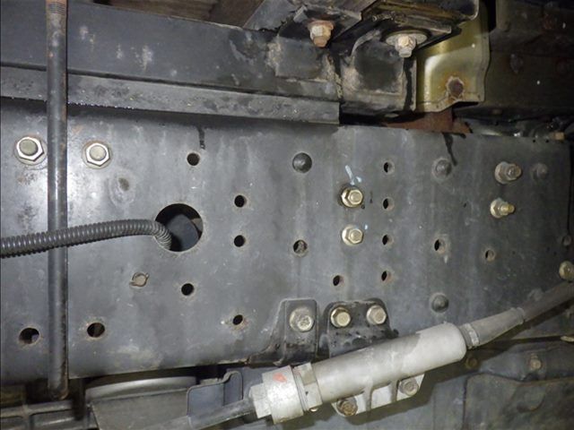 2004 Mitsubishi Fuso Canter 平ボディ auction photo 4
