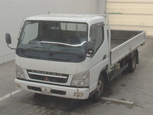 Japan Auction Vehicles 10 2004 Mitsubishi Fuso Canter 平ボディ auction photo