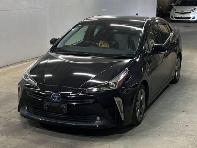 Japan Auction Vehicles 7 2019 Toyota Prius Sツーリングセレクション auction photo