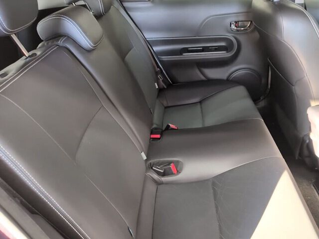 2015 Toyota Aqua GブラックソフトレザS auction photo 6