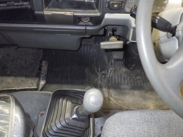 1997 Mitsubishi Fuso Canter バン auction photo 8