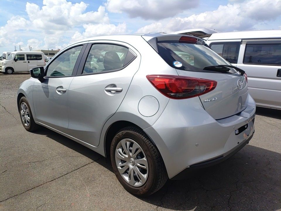 2021 Mazda Mazda2 auction photo 6