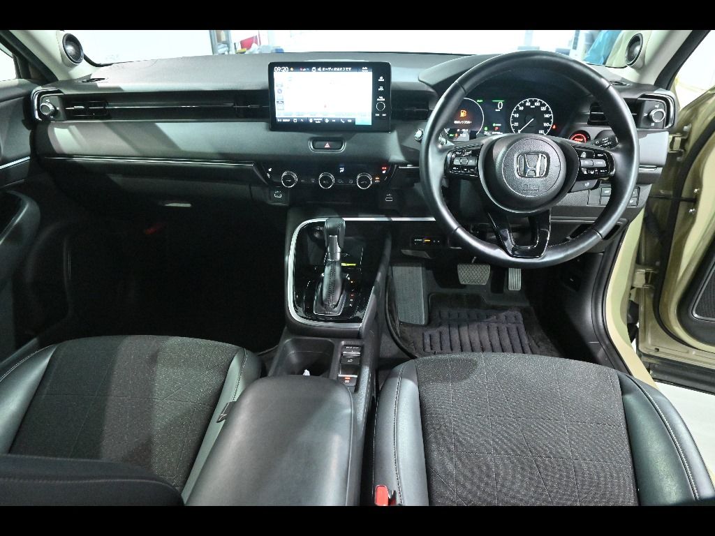 2023 Honda Vezel e:HEV Z auction photo 3