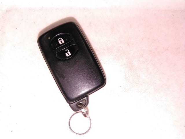 2015 Toyota Prius L auction photo 10