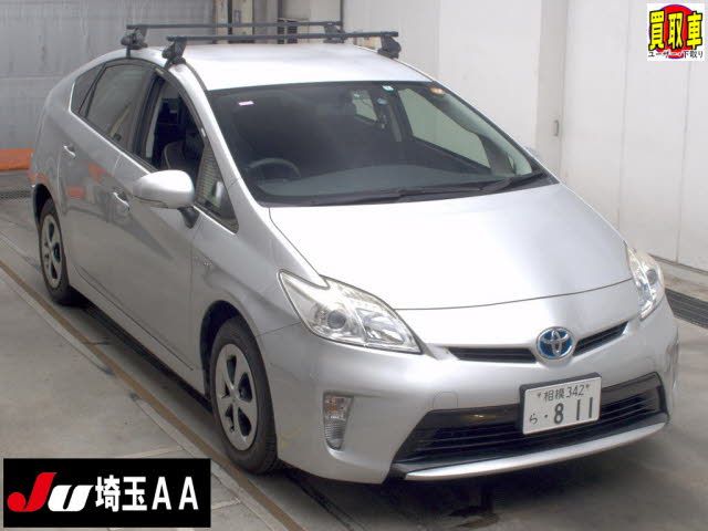 Japan Auction Vehicles 12 2015 Toyota Prius L auction photo