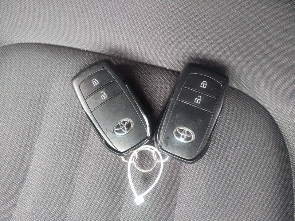 2021 Toyota Yaris auction photo 15